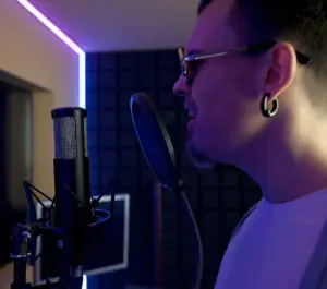 Metaverse: image of a voice actor in a studio