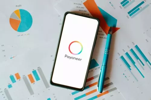 how to pay freelancers overseas